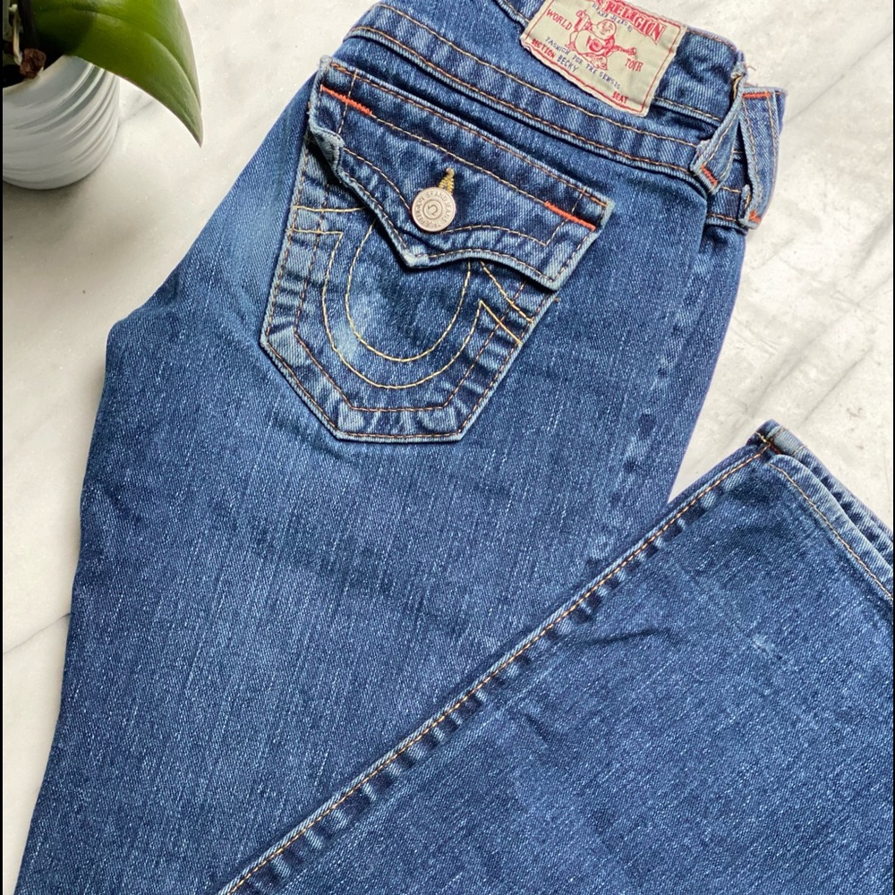 True Religion Size 26 Boot Leg Jeans